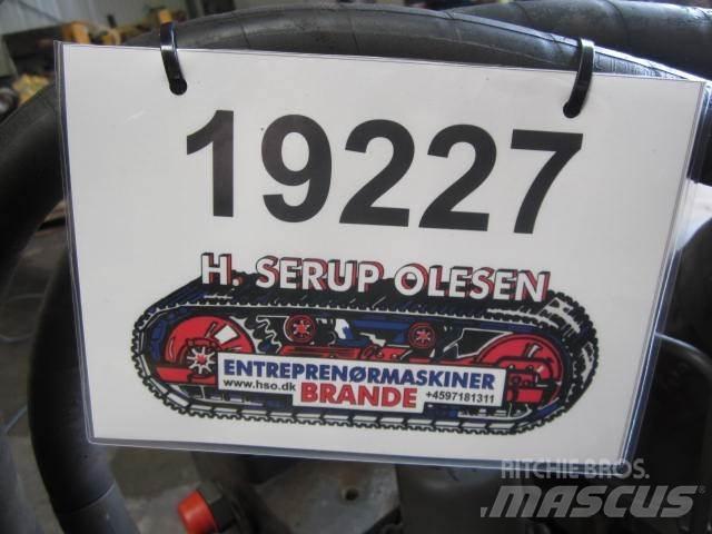 Volvo 230B Krøjegear Bouw - Overige