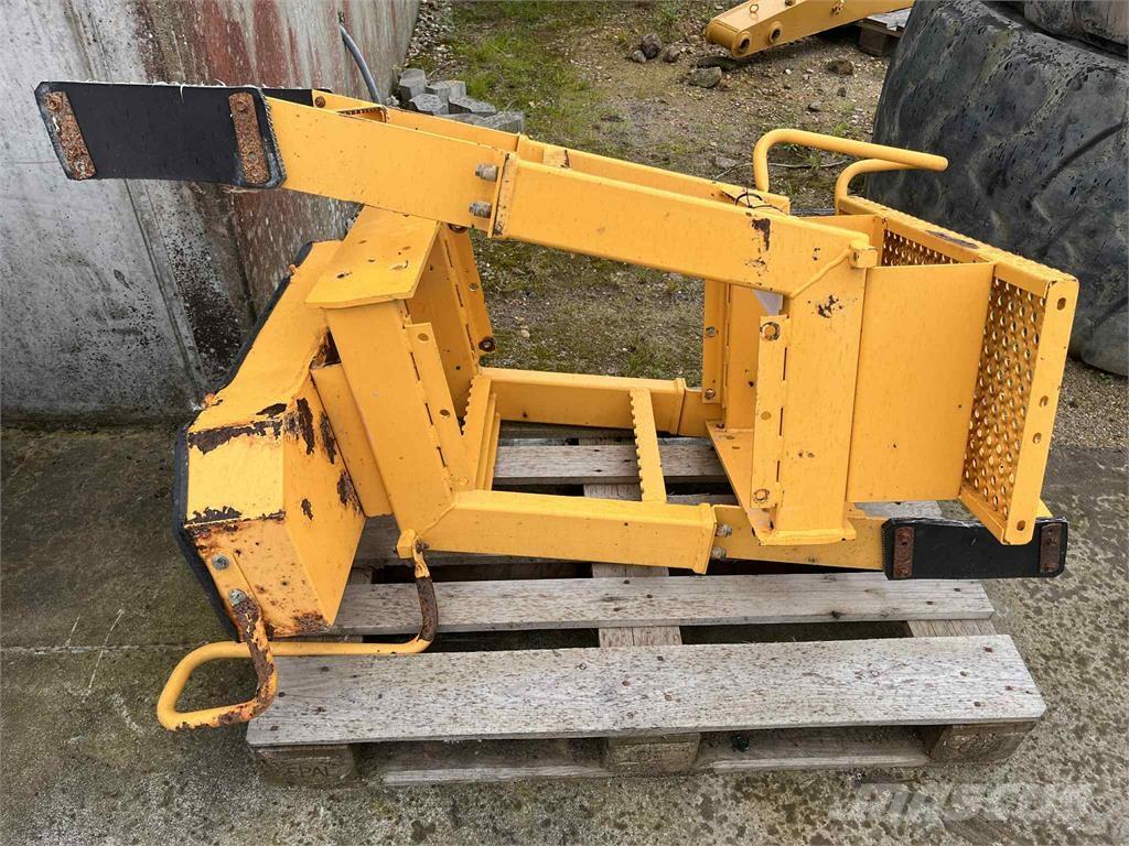 Volvo L220E trappe Overige componenten