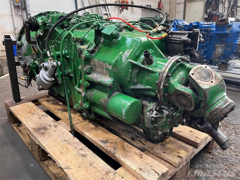Volvo SR1700 transmission Transmissie