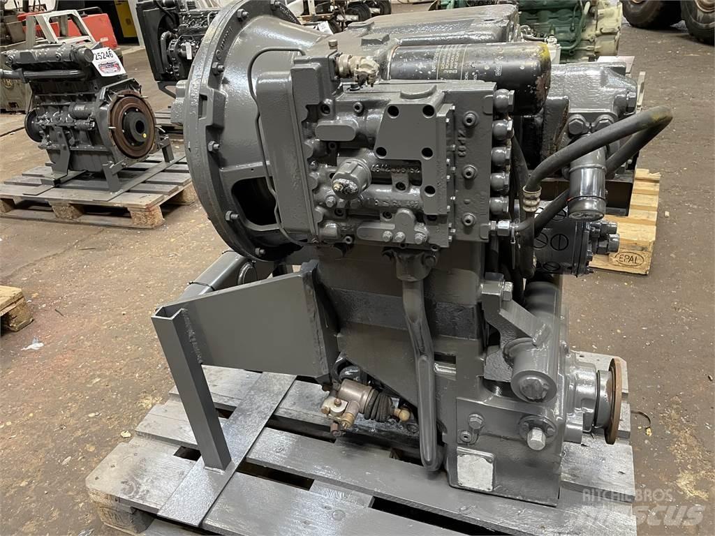 ZF 3WG-180 transmission Transmissie
