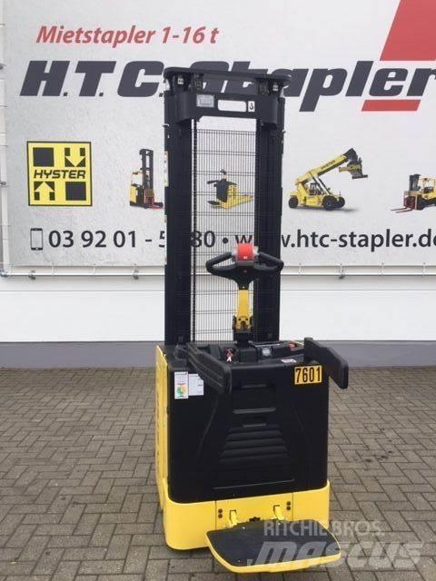 Hyster S1.5S Stapelaar meeloop