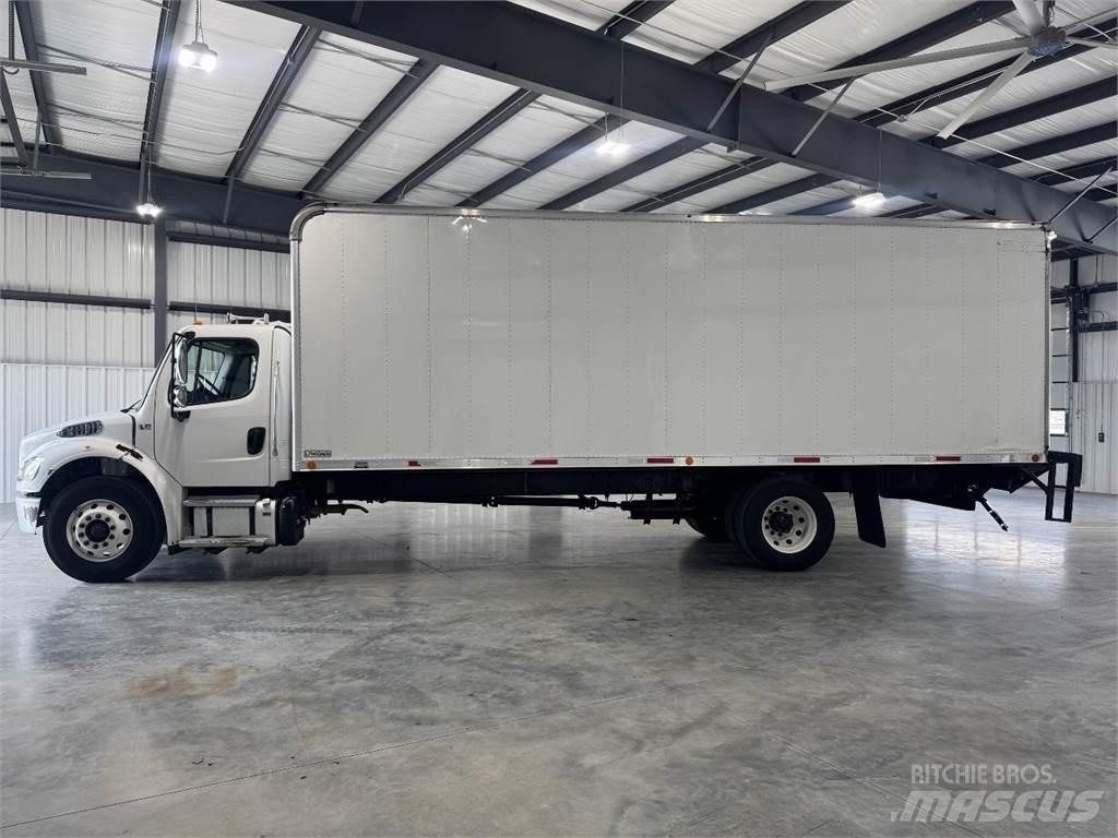 Freightliner M2106 Bakwagens met gesloten opbouw