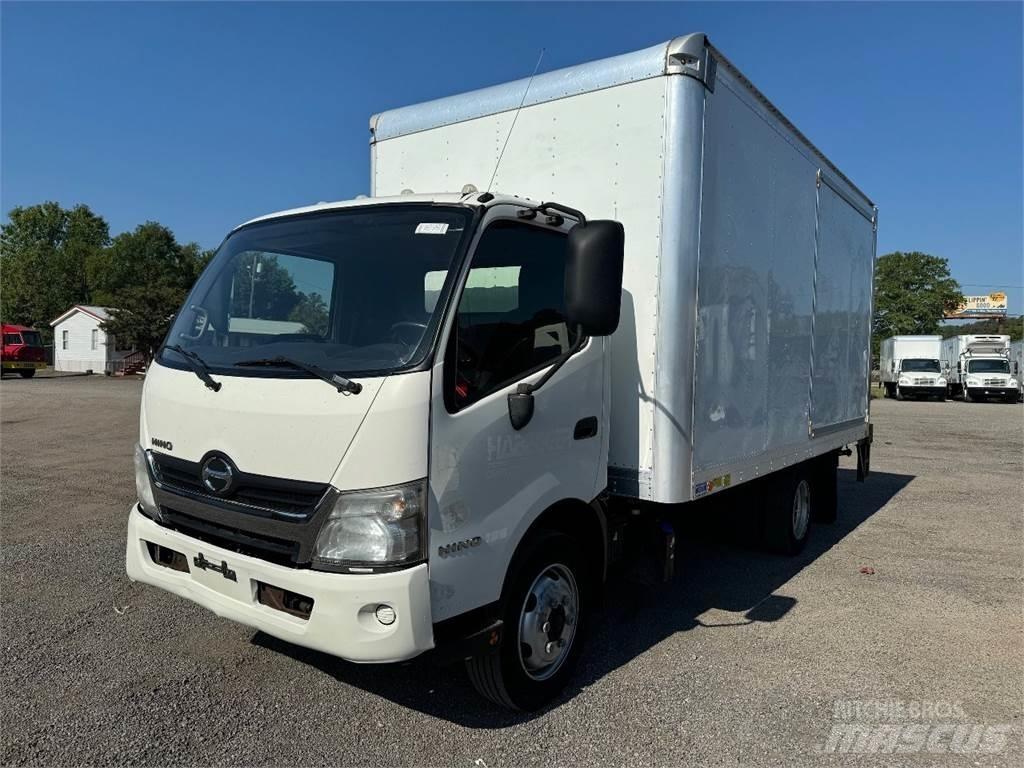 Hino 195 Bakwagens met gesloten opbouw
