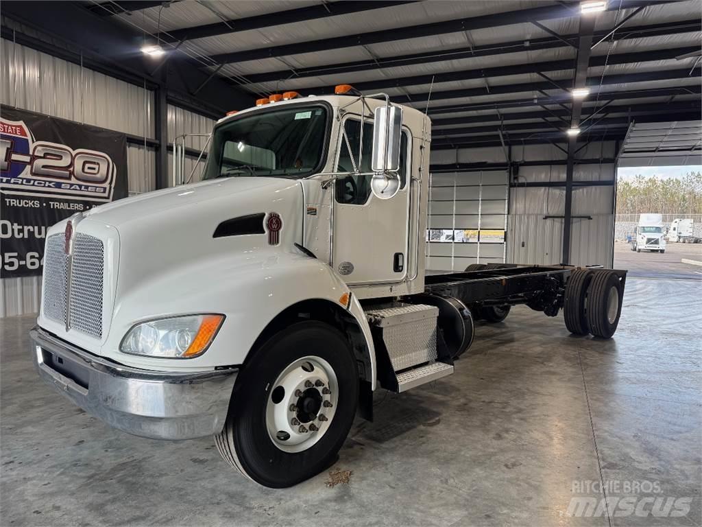 Kenworth T270 Chassis met cabine