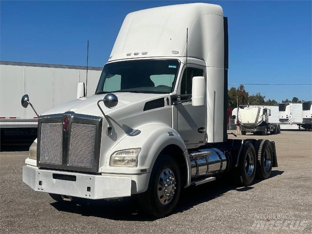 Kenworth T880 Trekkers