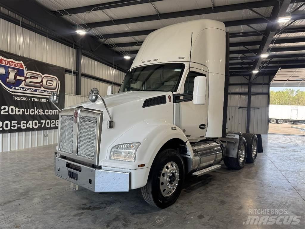 Kenworth T880 Trekkers