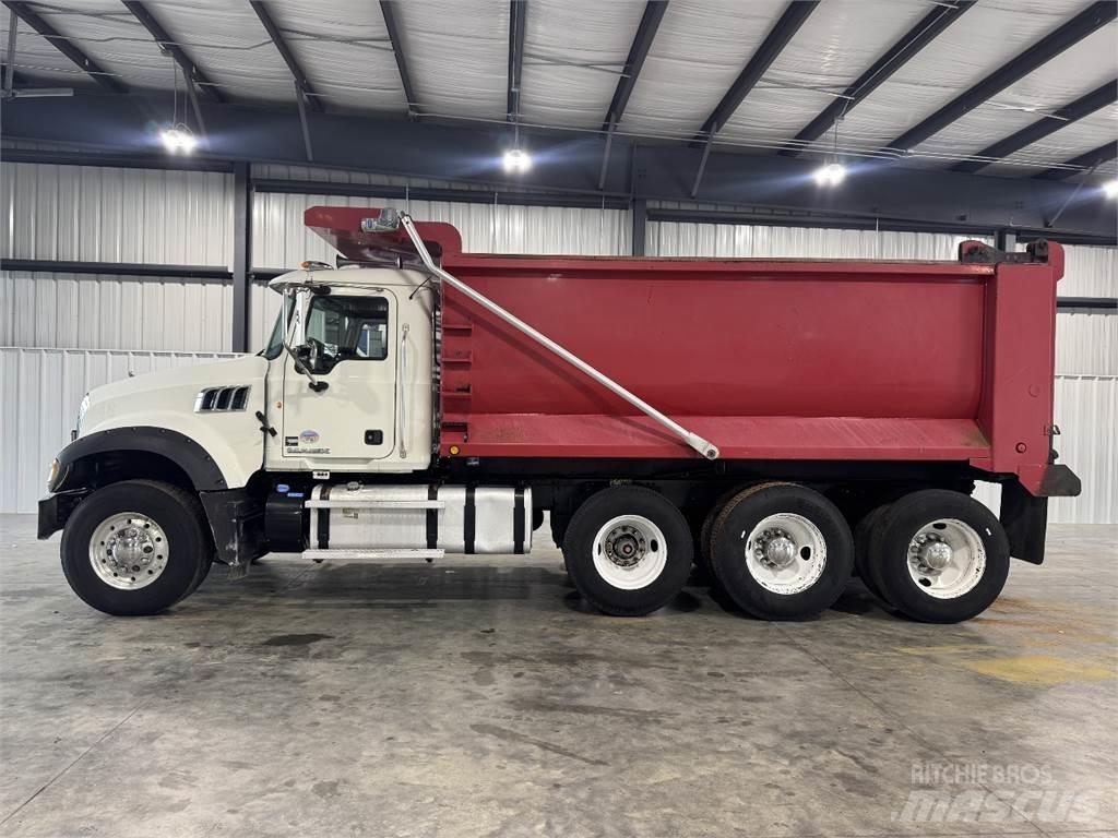 Mack GU713 Kipper