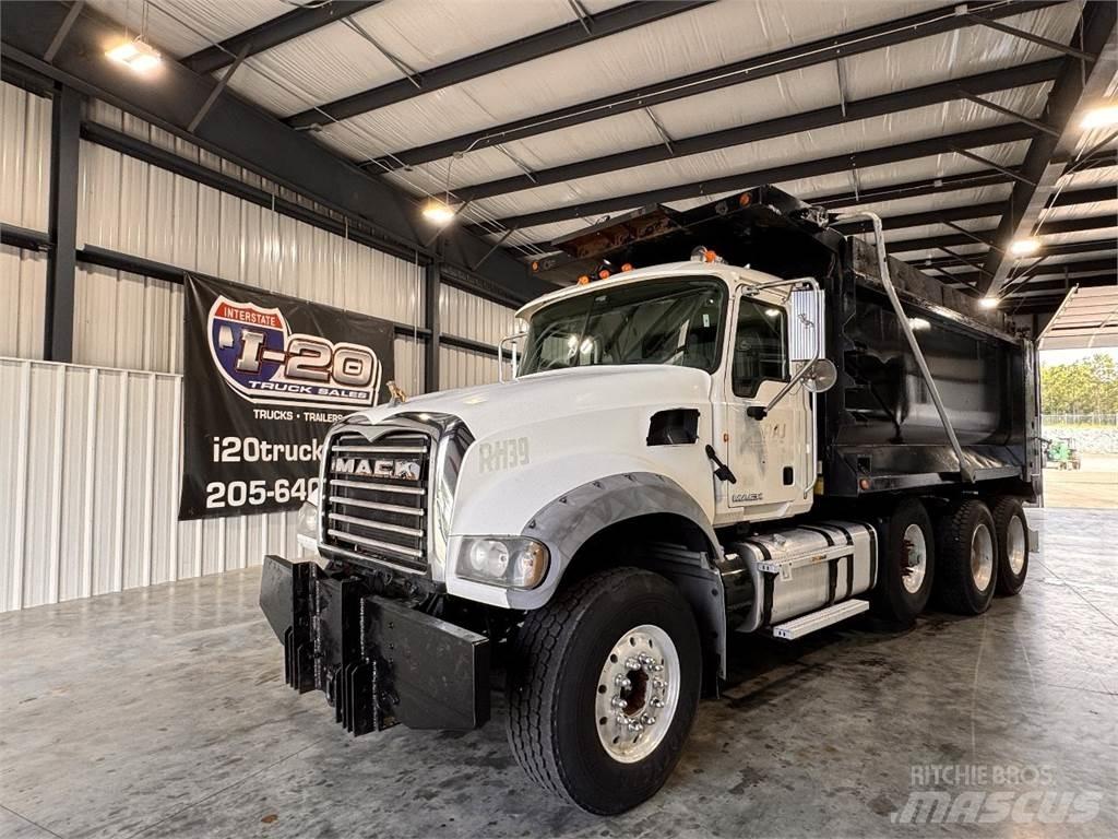 Mack GU713 Kipper