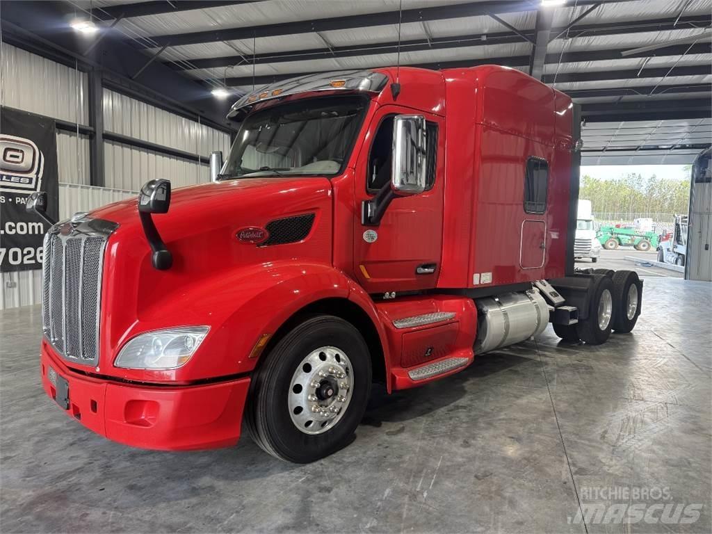 Peterbilt 579 Trekkers