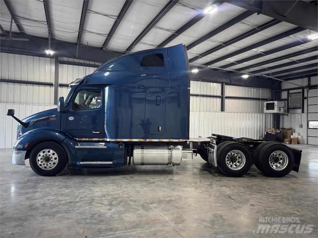 Peterbilt 579 Trekkers