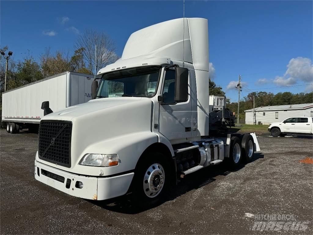 Volvo VNM64T200 Trekkers