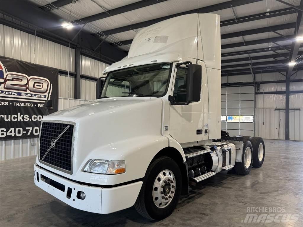 Volvo VNM64T200 Trekkers