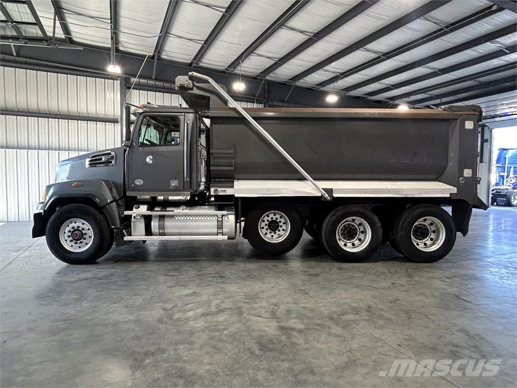 Western Star 4700SF Kipper