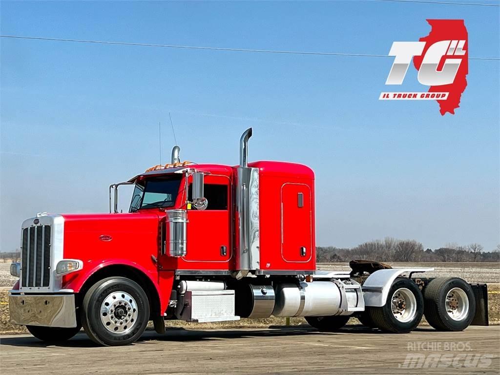 Peterbilt 388 Trekkers