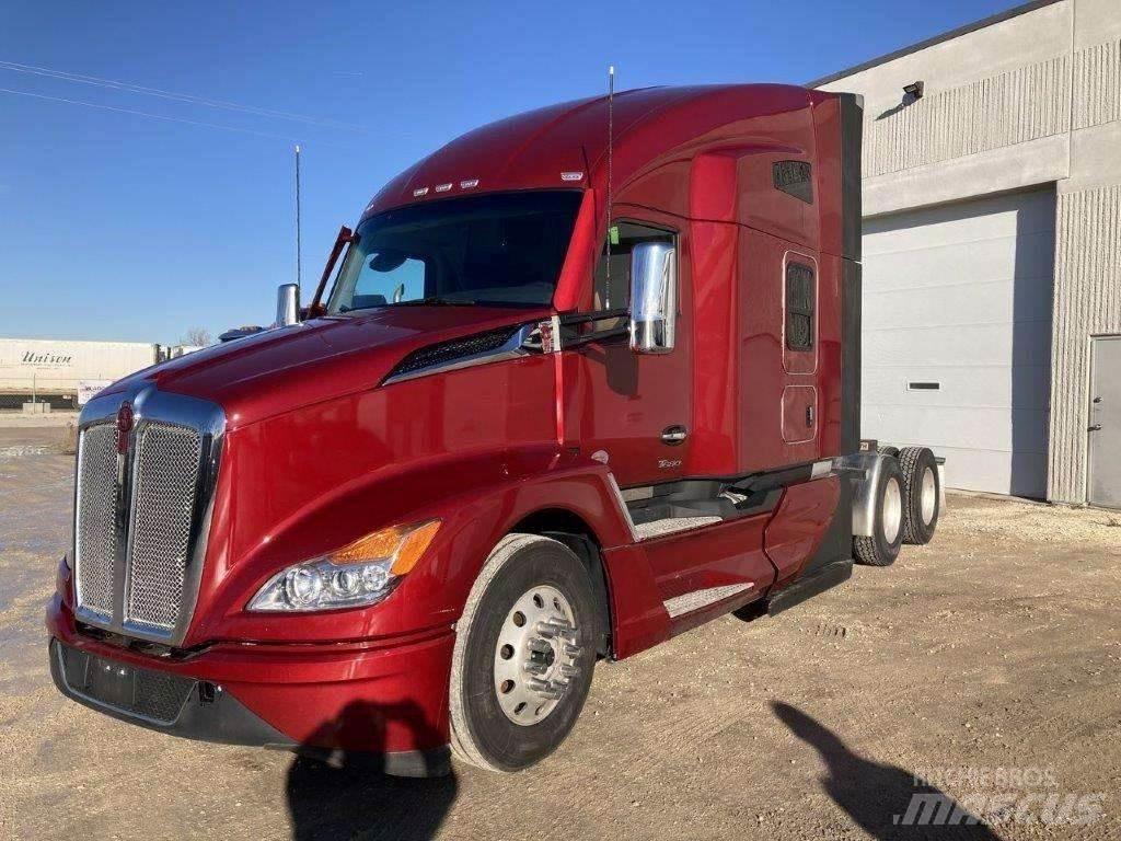Kenworth T680 Trekkers