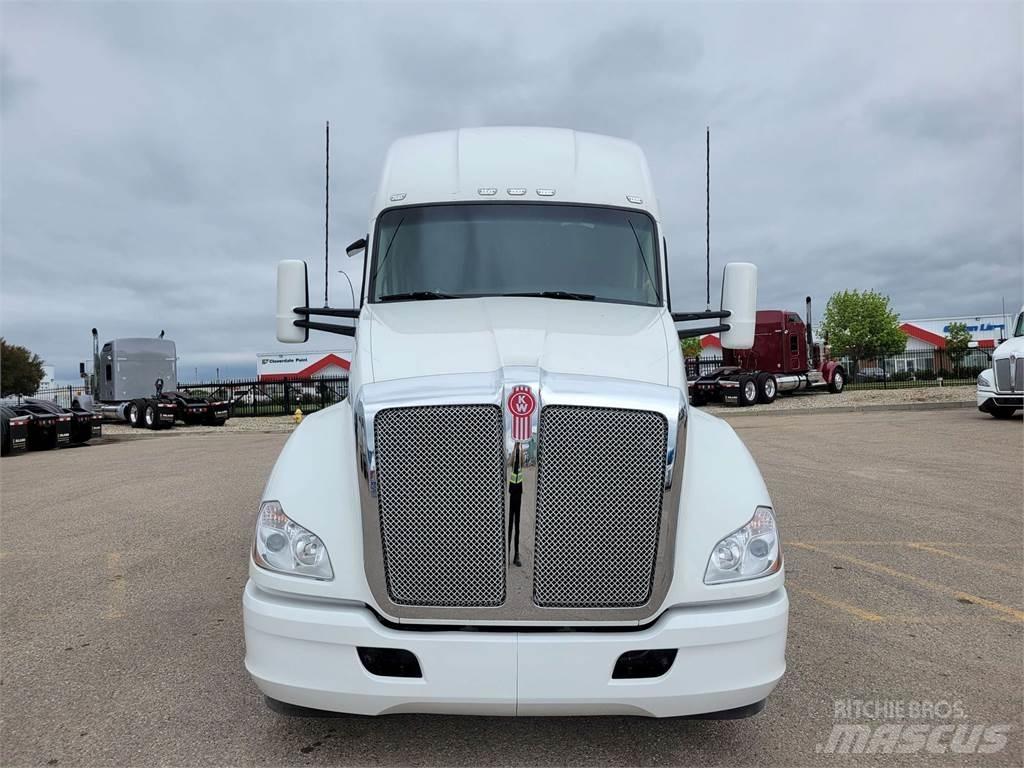 Kenworth T680 Trekkers