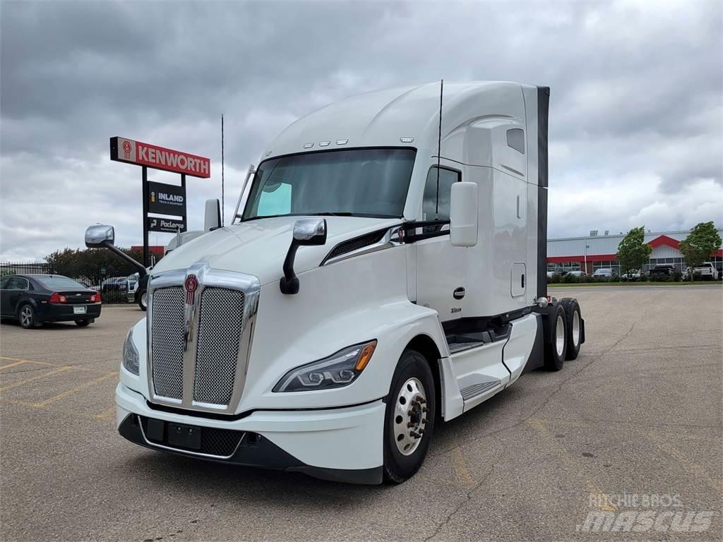 Kenworth T680 Trekkers