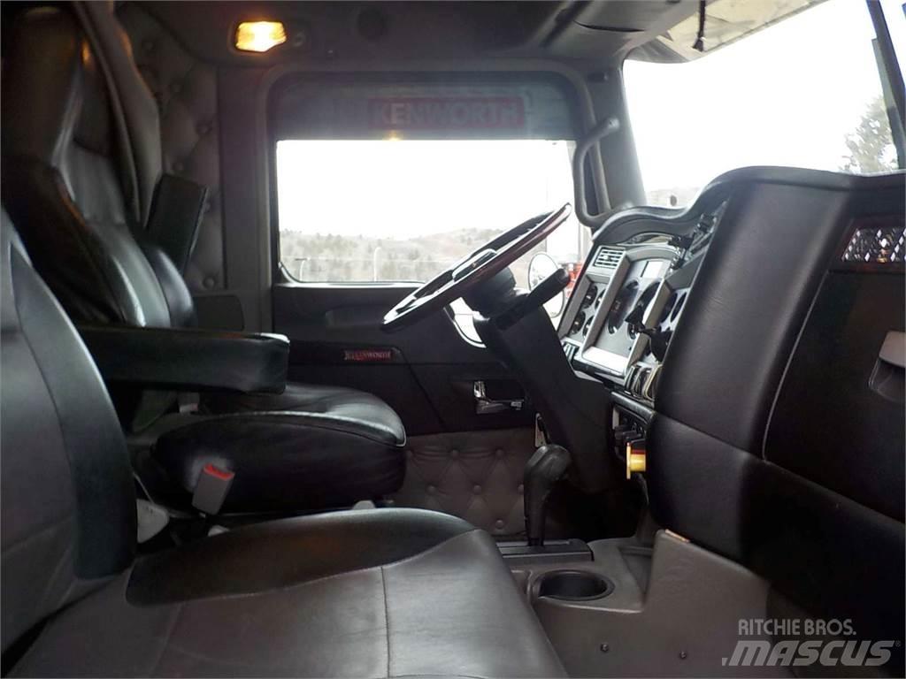 Kenworth T800 Chassis met cabine