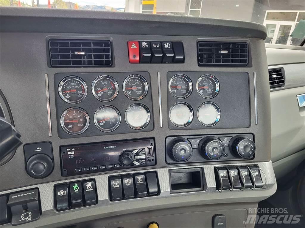 Kenworth T880 Trekkers