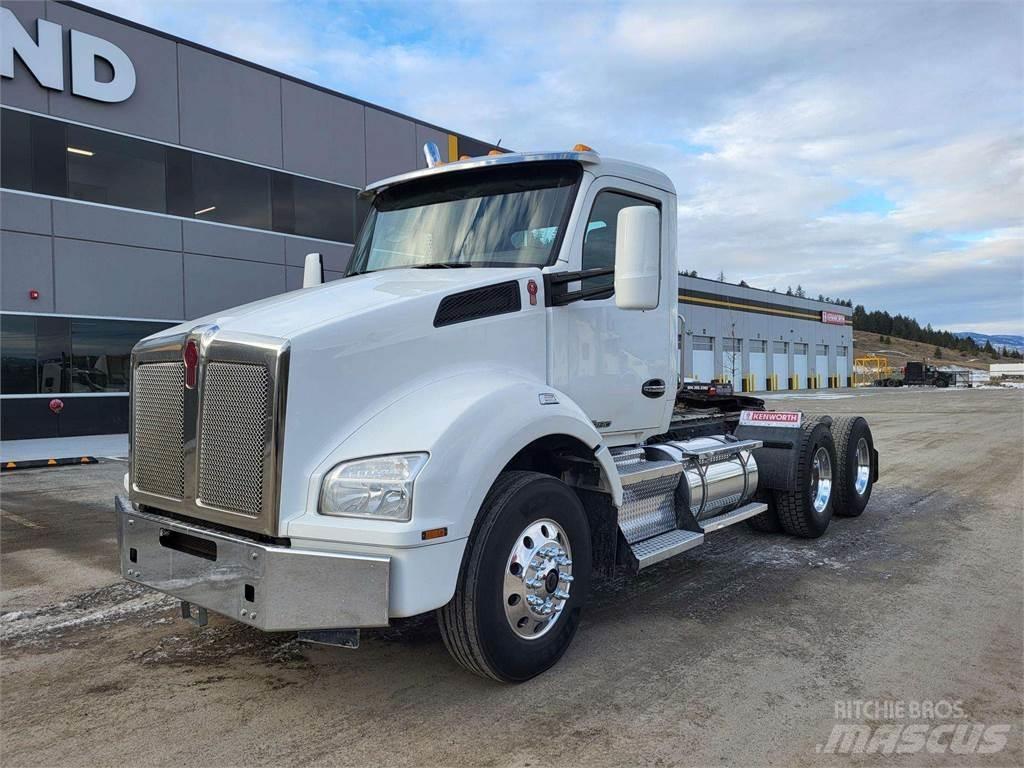 Kenworth T880 Trekkers