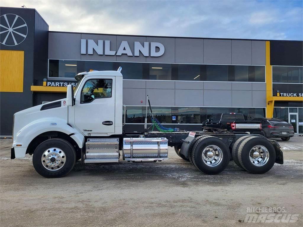 Kenworth T880 Trekkers