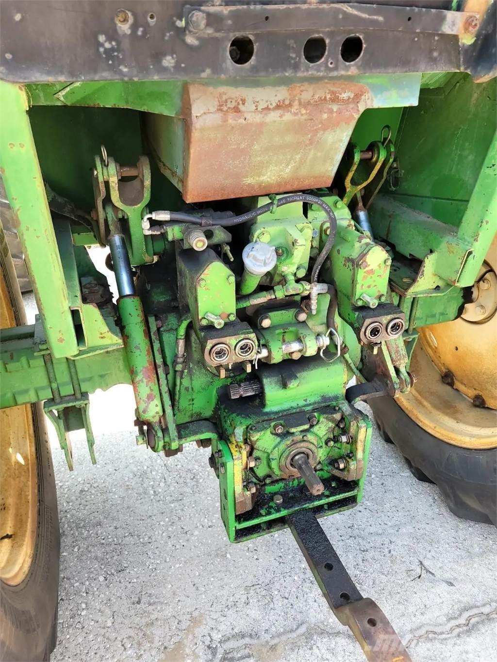 John Deere 4230 Tractoren