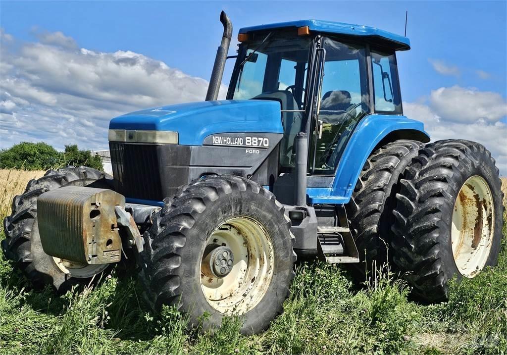 New Holland 8870 Tractoren