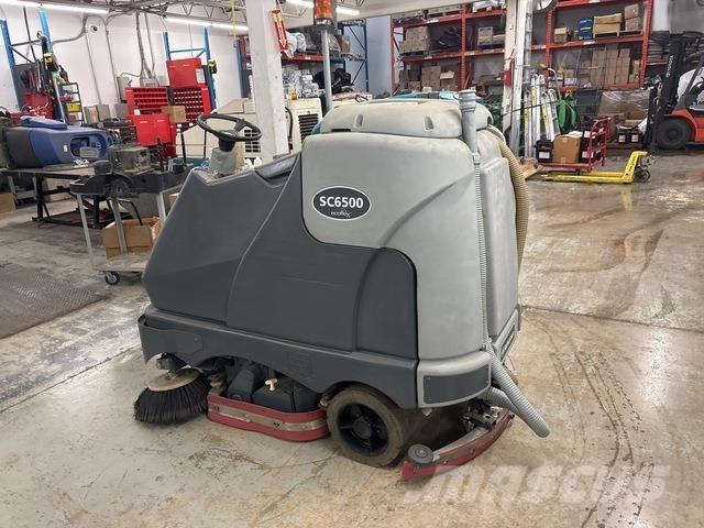 Advance SC6500 Schrobzuigmachines