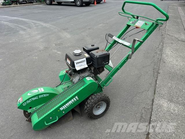 Blue Bird SG13 Boomstronkfrees