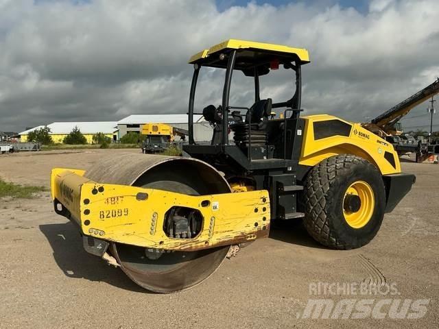 Bomag BW211D-5 Trilrolwalsen