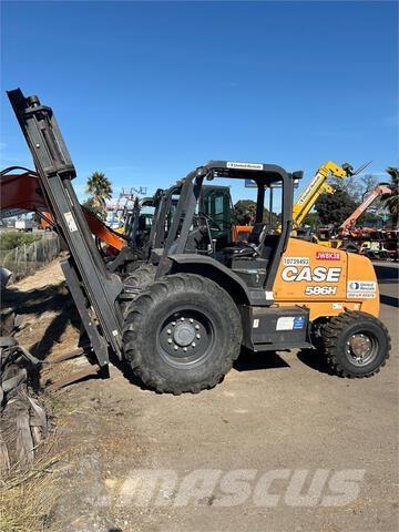CASE 586H Vorkheftruck voor zwaar terrein