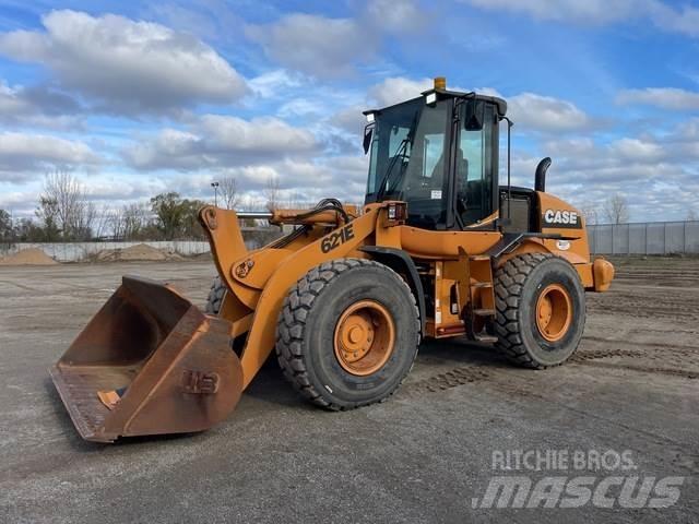 CASE 621E Wielladers