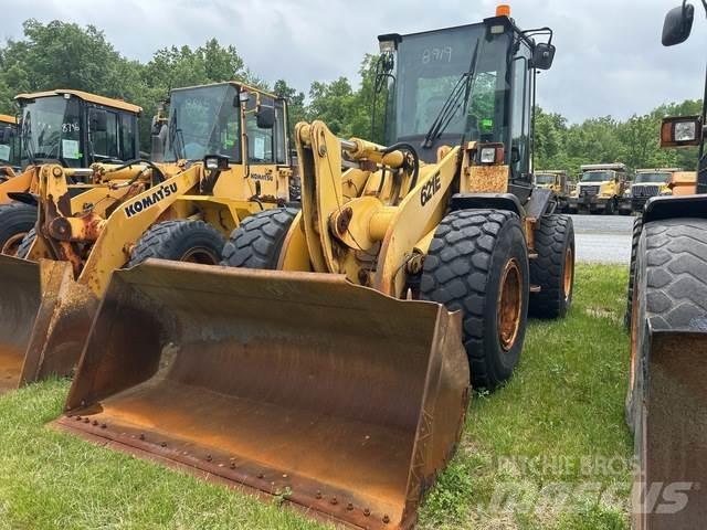 CASE 621E Wielladers