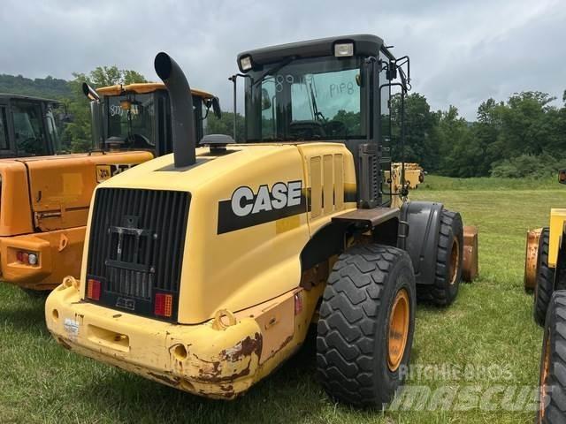 CASE 621E Wielladers