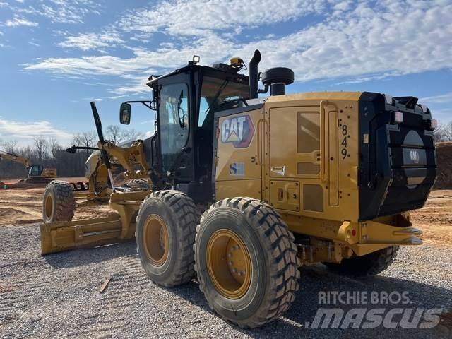 CAT 140 Graders