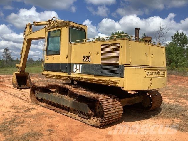 CAT 225 Rupsgraafmachines