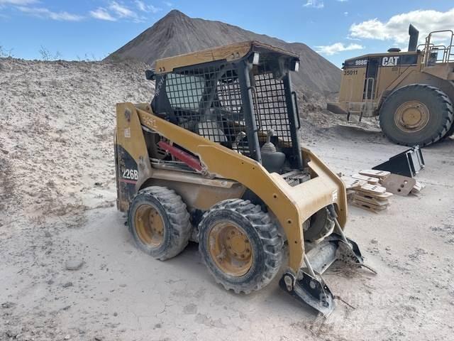 CAT 226B Schrankladers