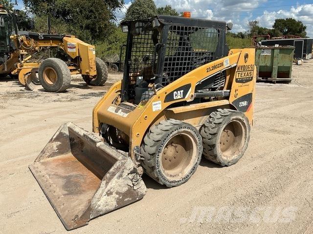 CAT 226B3 Schrankladers