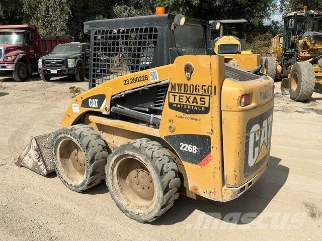 CAT 226B3 Schrankladers