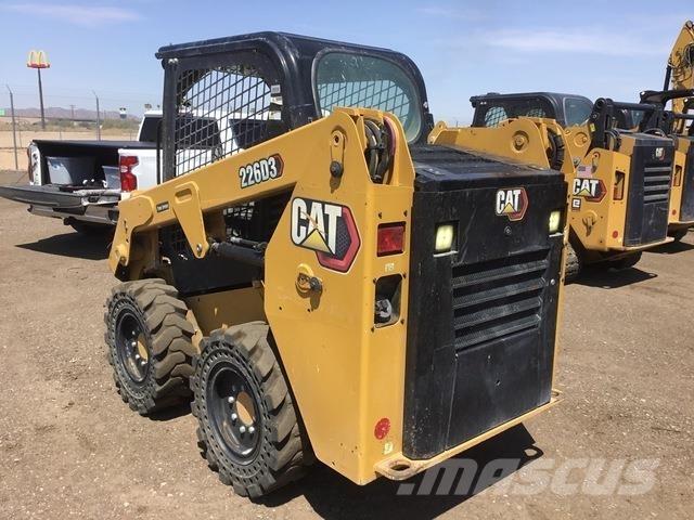 CAT 226D3 Schrankladers