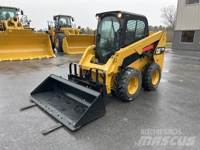 CAT 236D Schrankladers