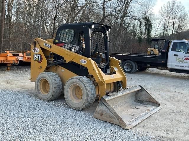 CAT 236D3 Schrankladers