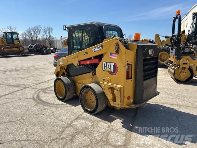 CAT 236D3 Schrankladers