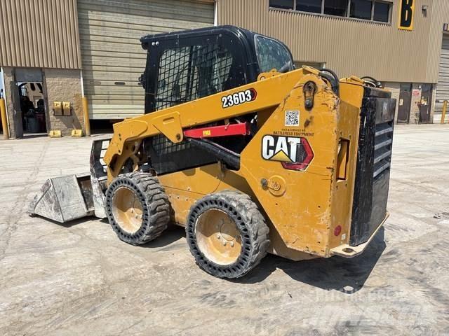 CAT 236D3 Schrankladers