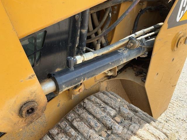 CAT 239D Schrankladers