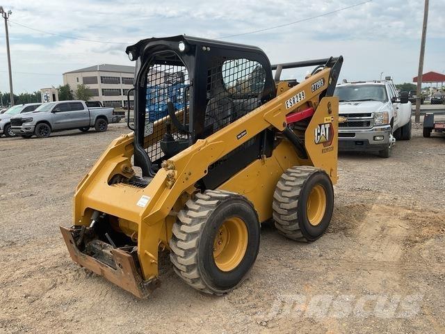 CAT 272D3 Schrankladers