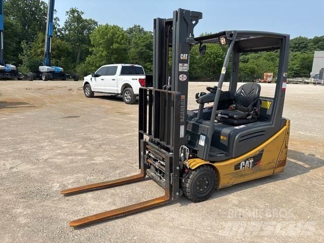 CAT 2ET3000 Elektrische heftrucks