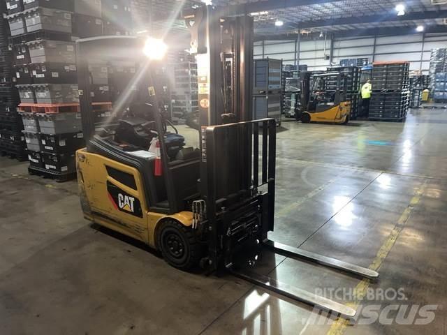 CAT 2ET3000 Elektrische heftrucks