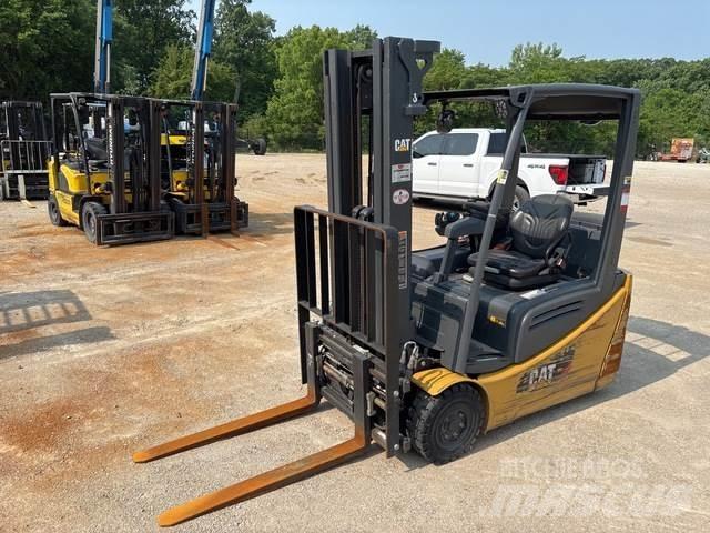 CAT 2ET3000 Elektrische heftrucks