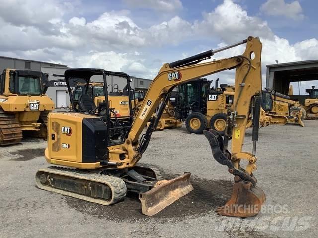 CAT 304 Rupsgraafmachines